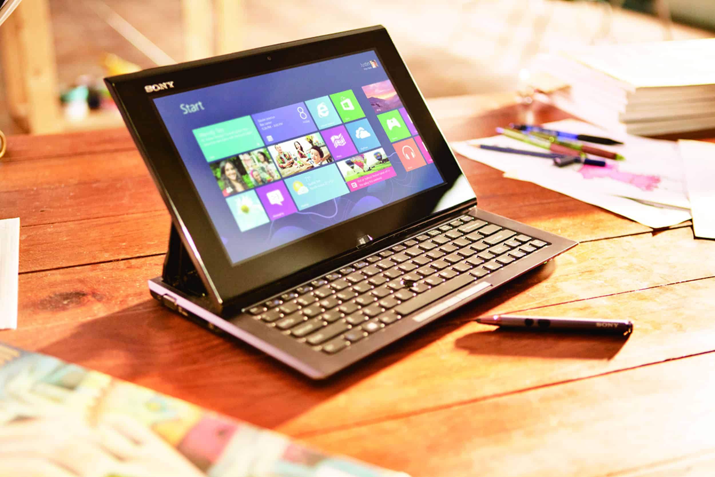 Рейтинг лучших ноутбуков 2024. Sony VAIO Duo 13. Sony VAIO ноутбук трансформер. Ноутбук планшет сони Вайо. Sony VAIO 2022 планшет.